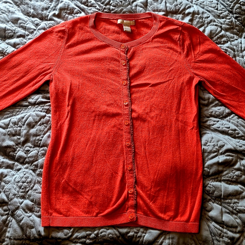Banana Republic 3/4 sleeve buttoned sweater
